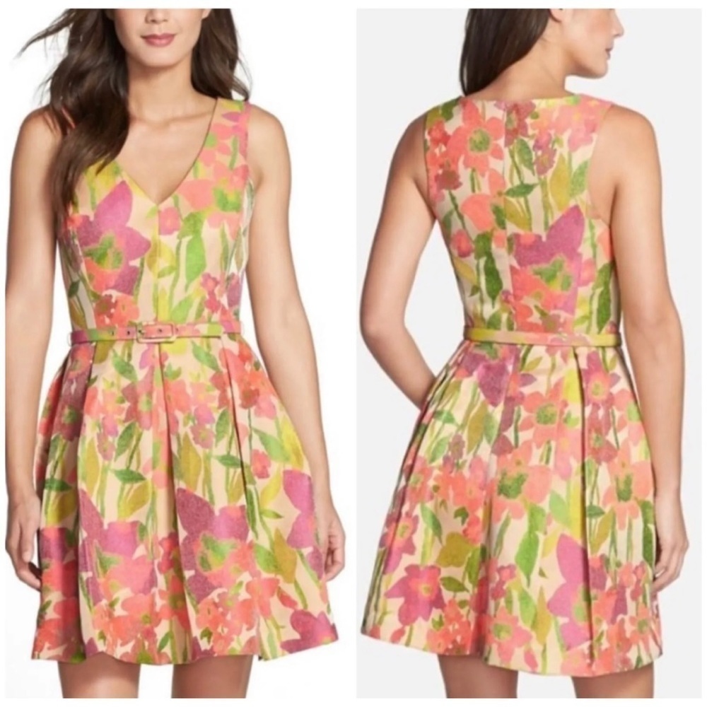 Trina Turk Sz 2 Jacquard Floral Print Belted Pink Pleated Fit and Flare Dress
